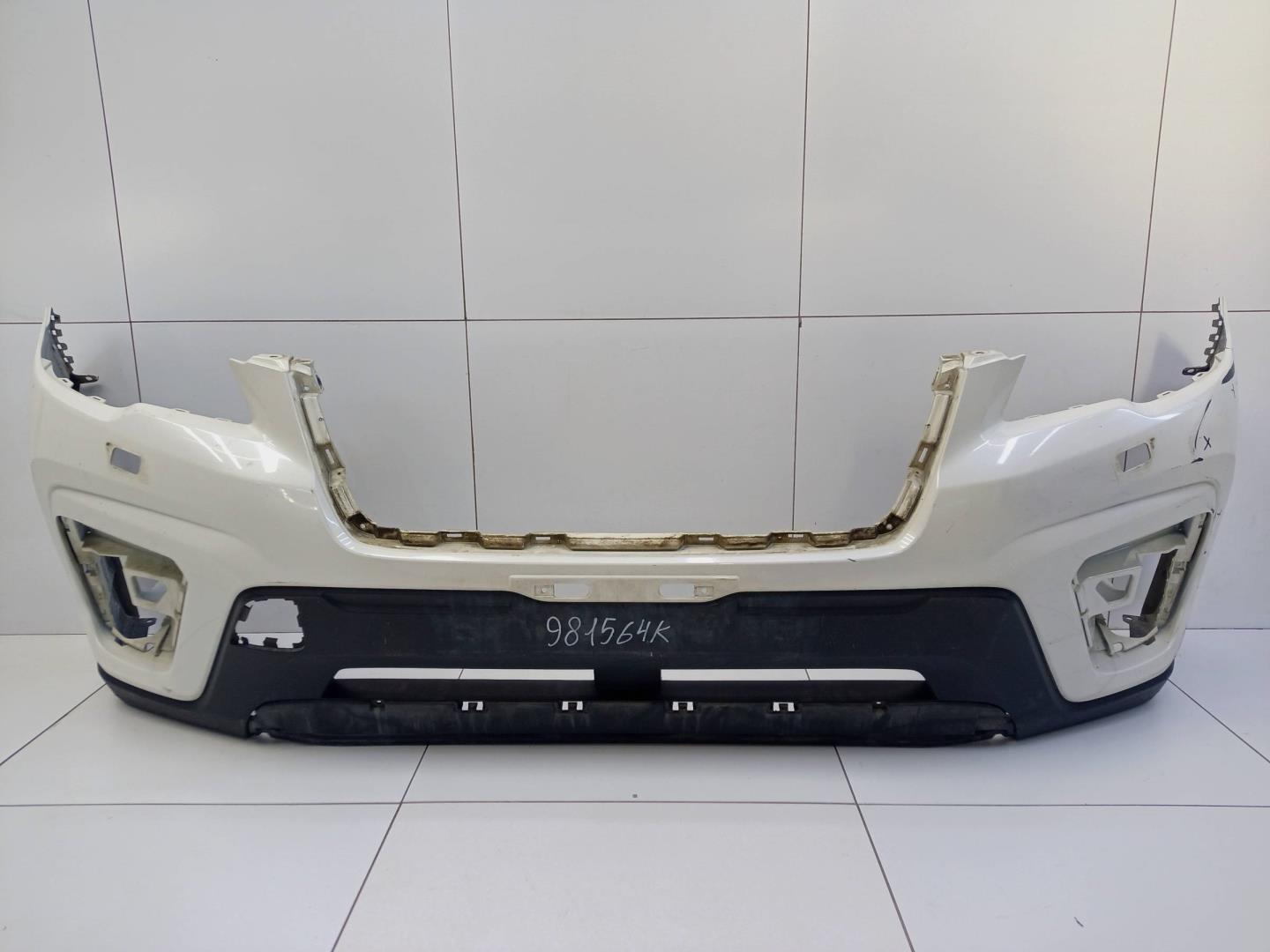 Бампер передний