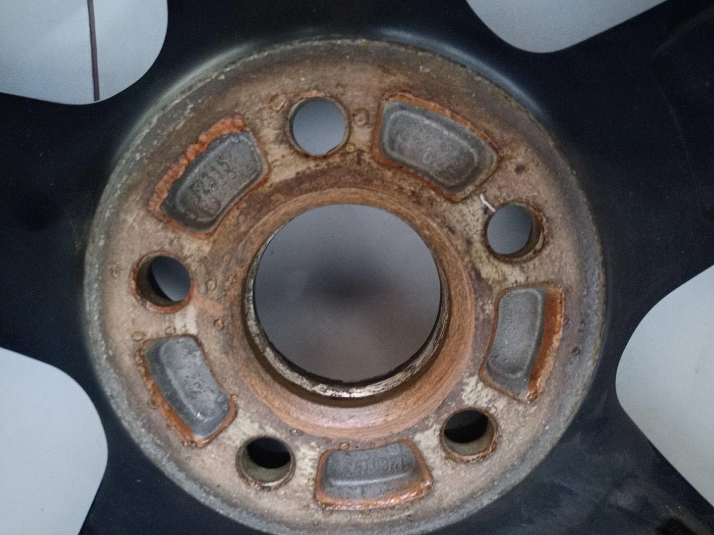 Диск колесный литой легкий сплав