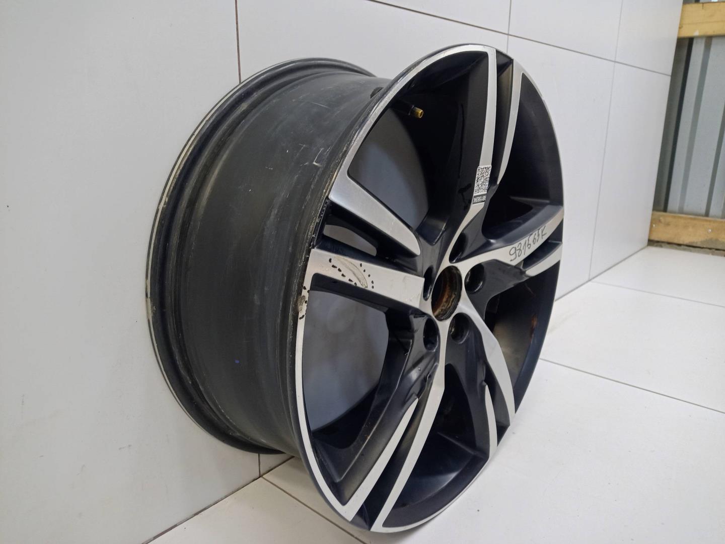 Диск колесный литой легкий сплав