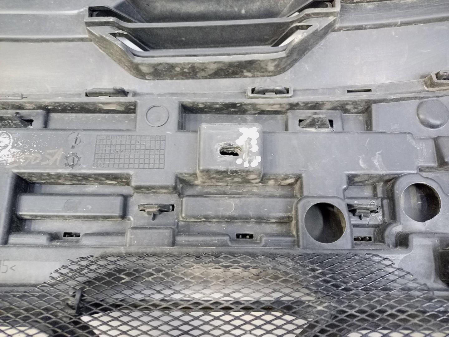 Бампер передний