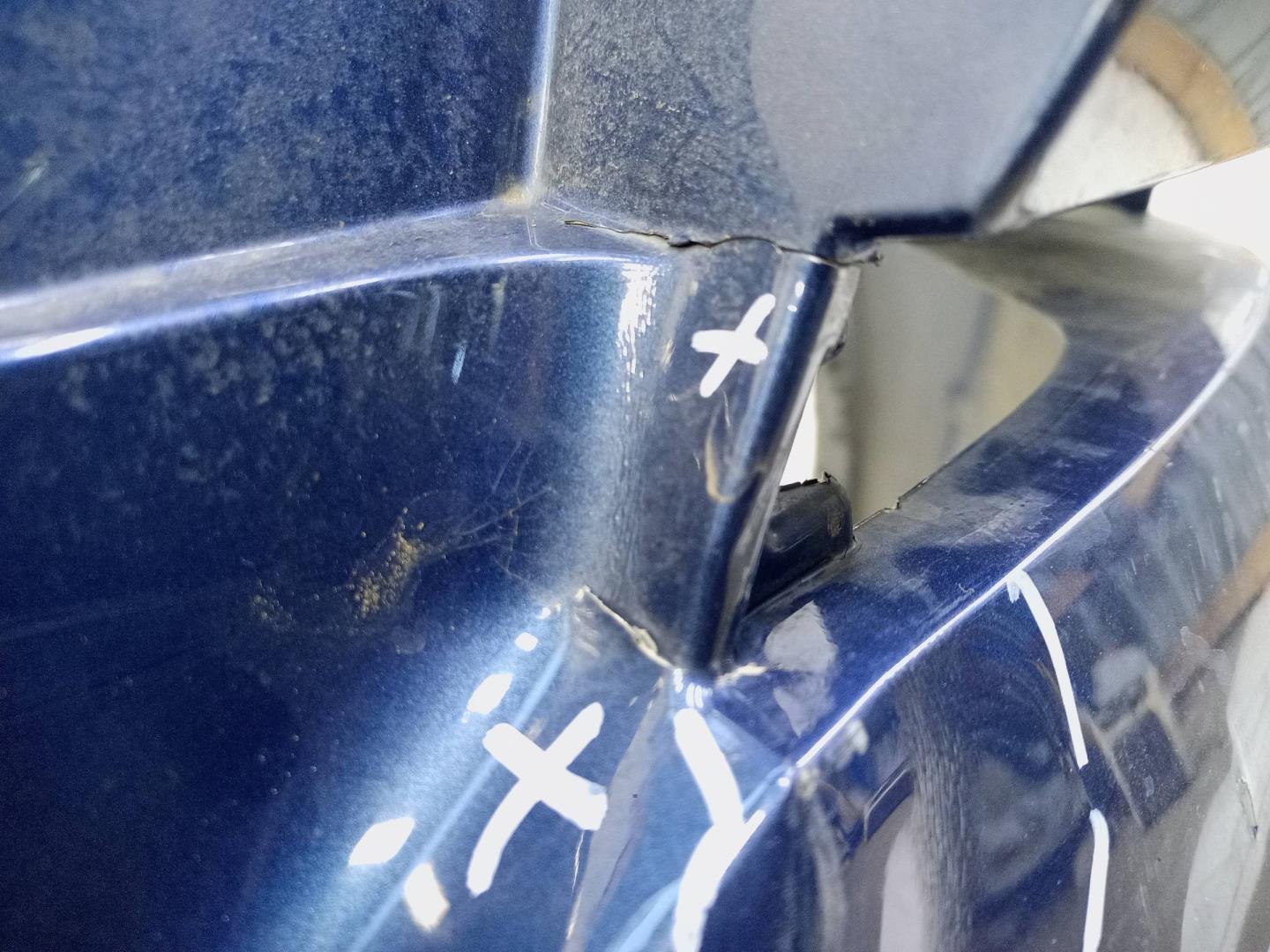 Бампер задний