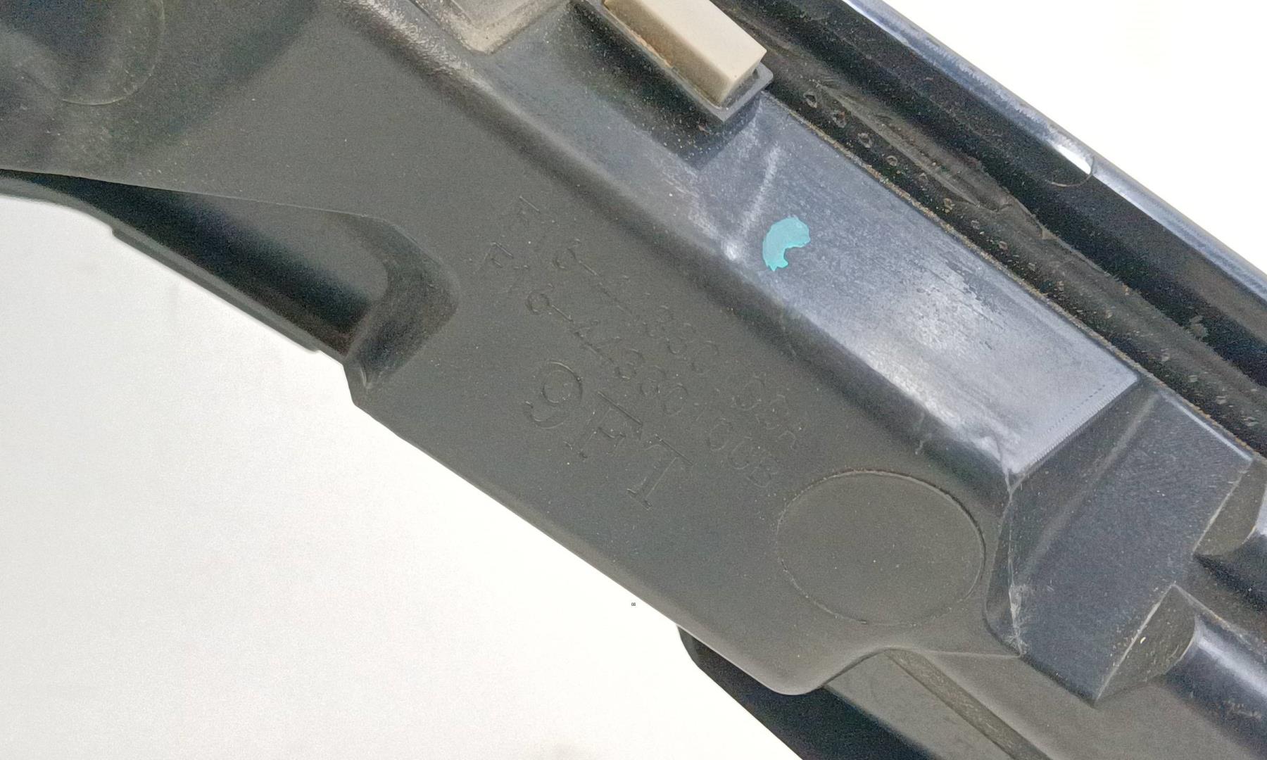 Фонарь задний наружный левый