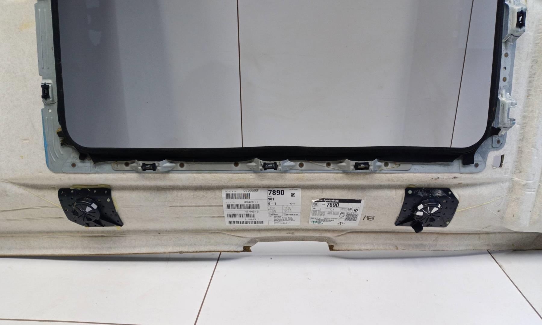 Обшивка потолка