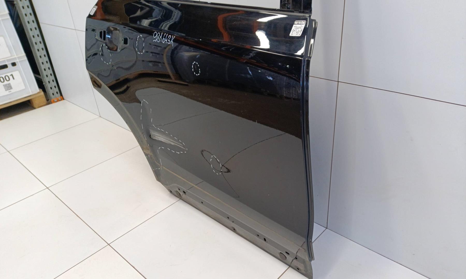 Дверь задняя правая