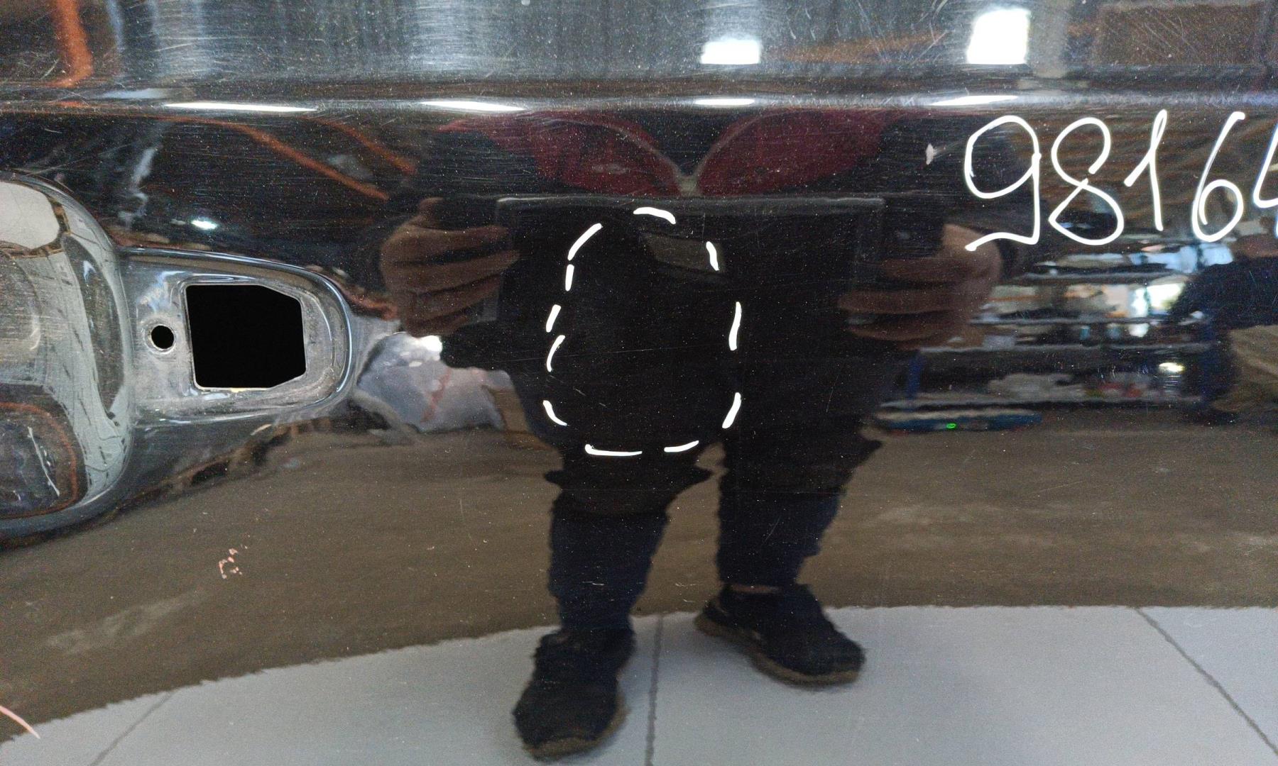 Дверь задняя правая