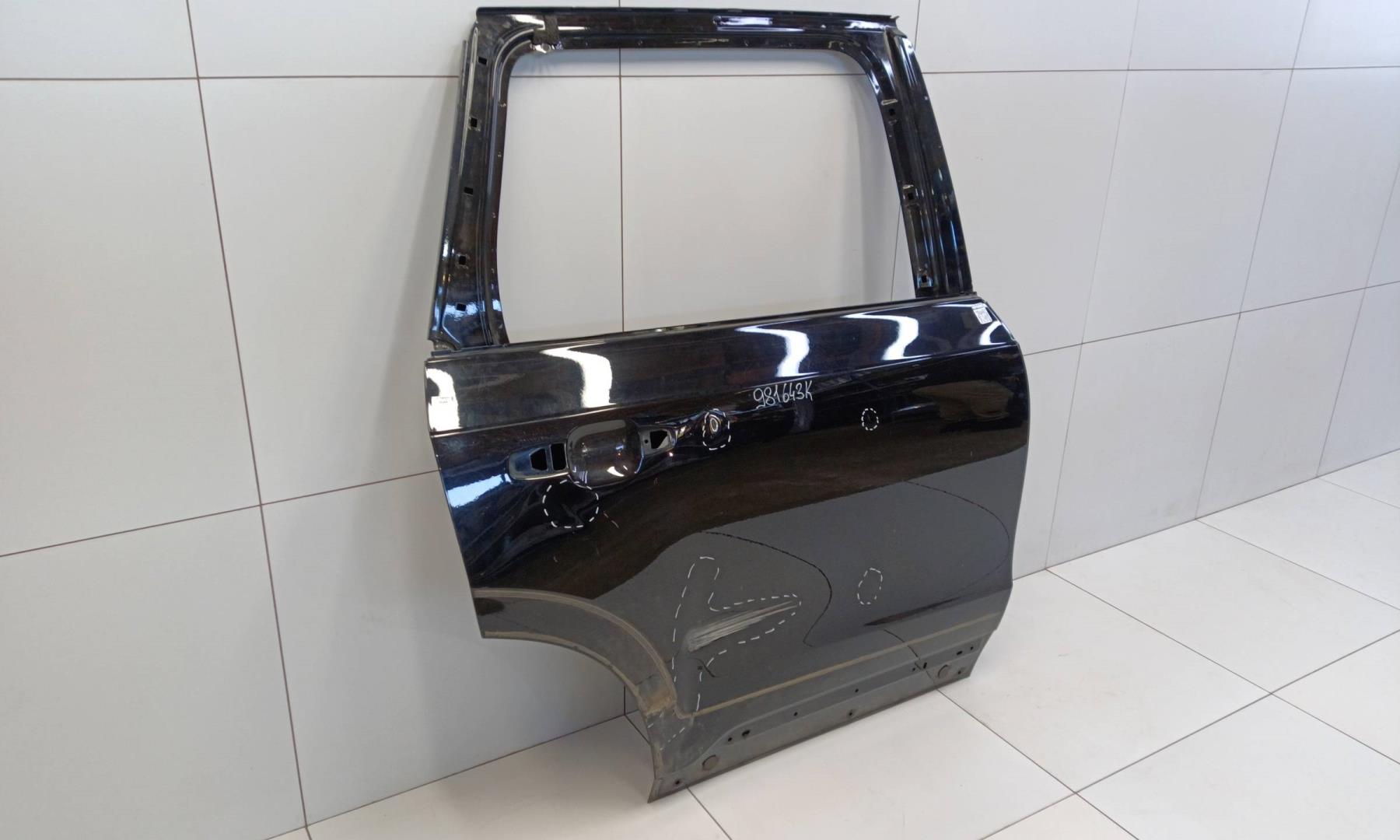Дверь задняя правая