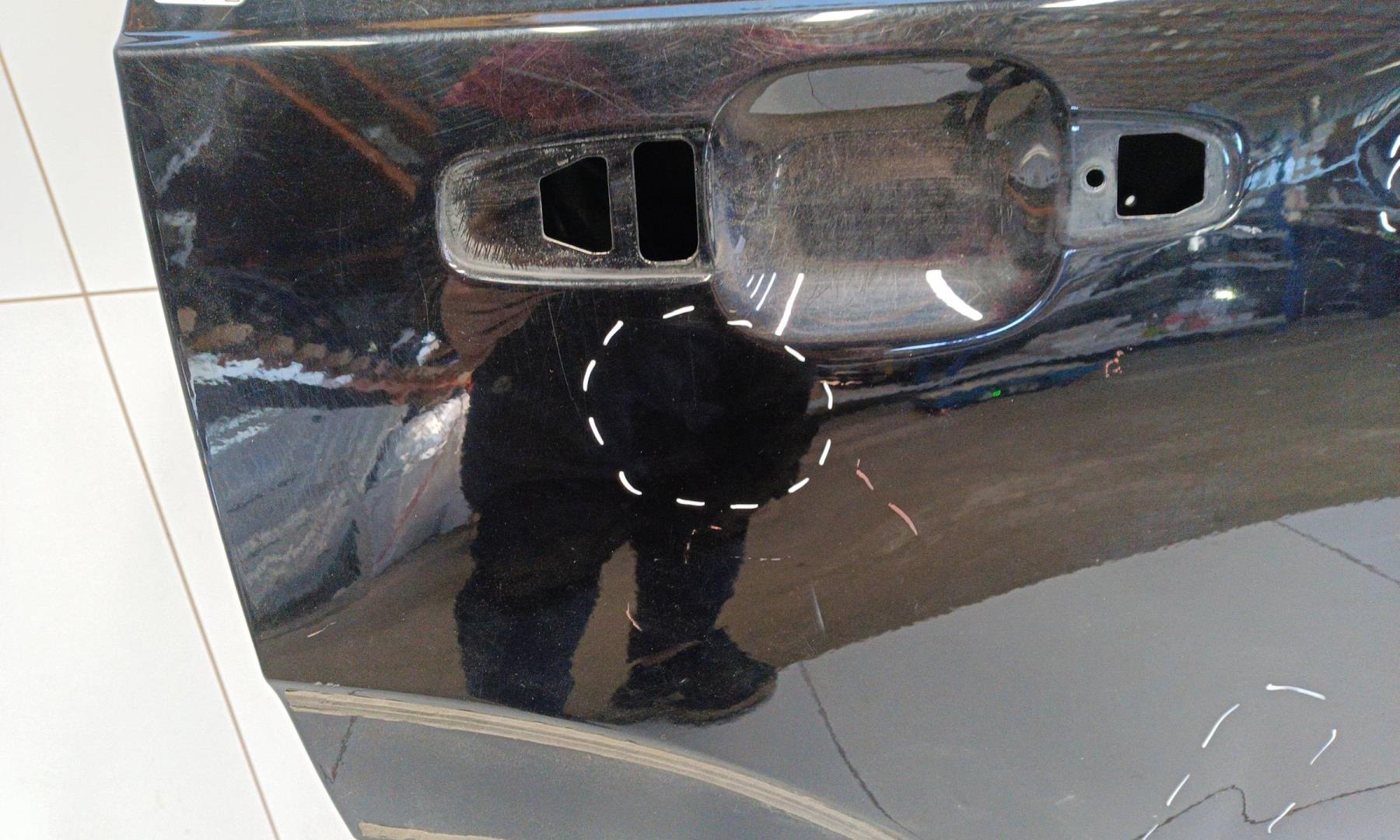 Дверь задняя правая