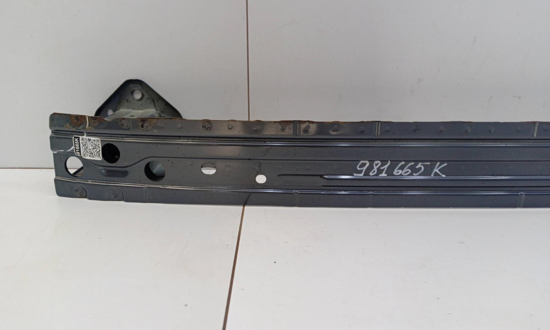 Усилитель заднего бампера