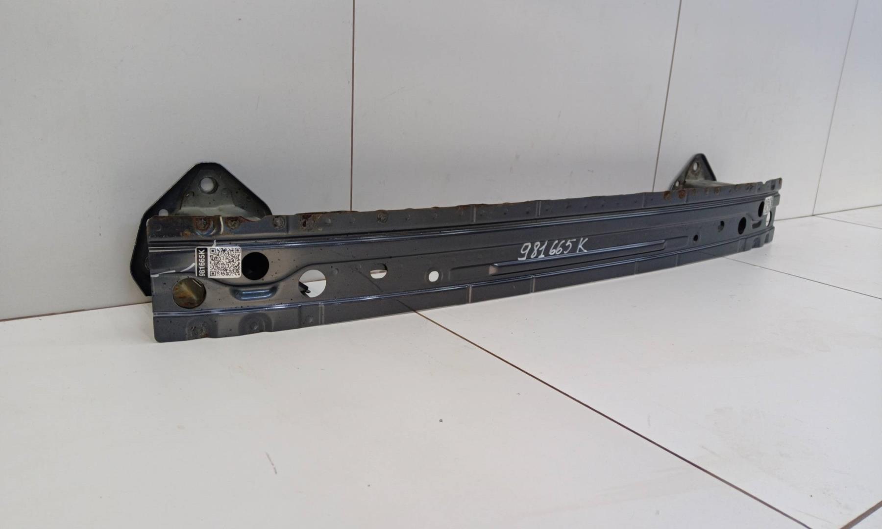 Усилитель заднего бампера