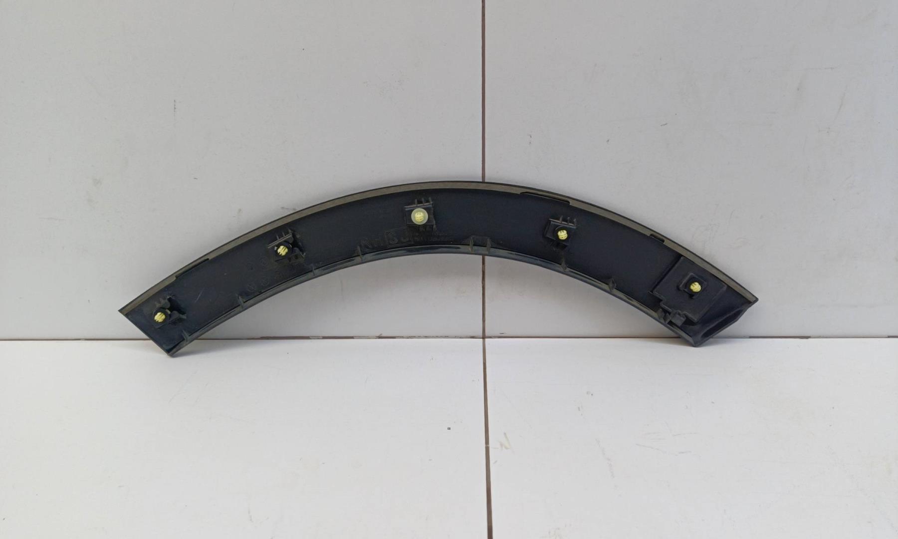 Накладка двери задней правой