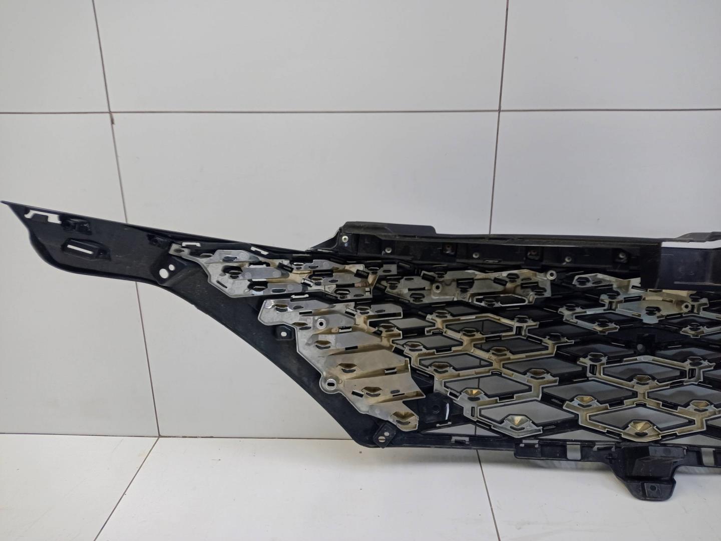 Решетка радиатора