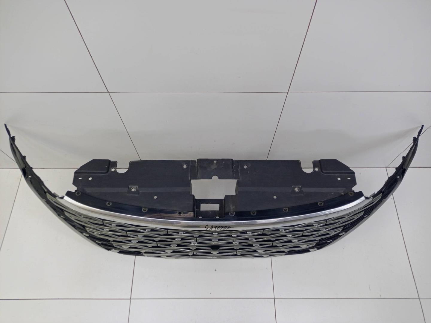 Решетка радиатора