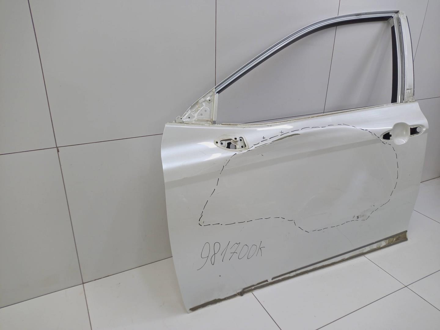 Дверь передняя левая