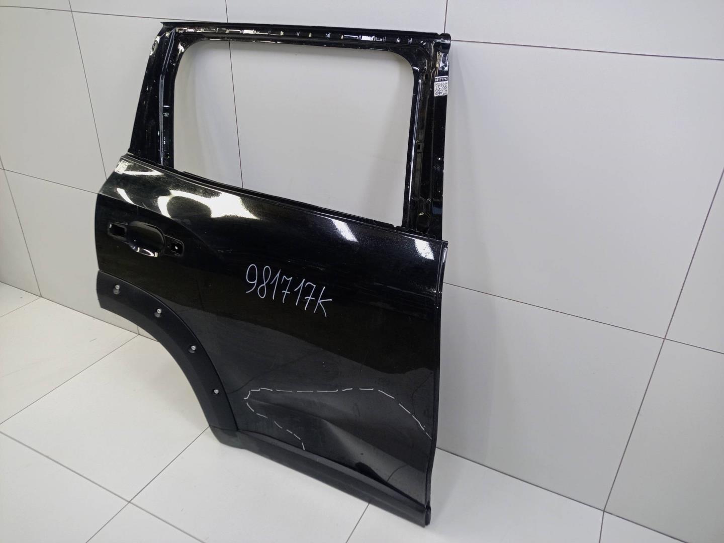 Дверь задняя правая