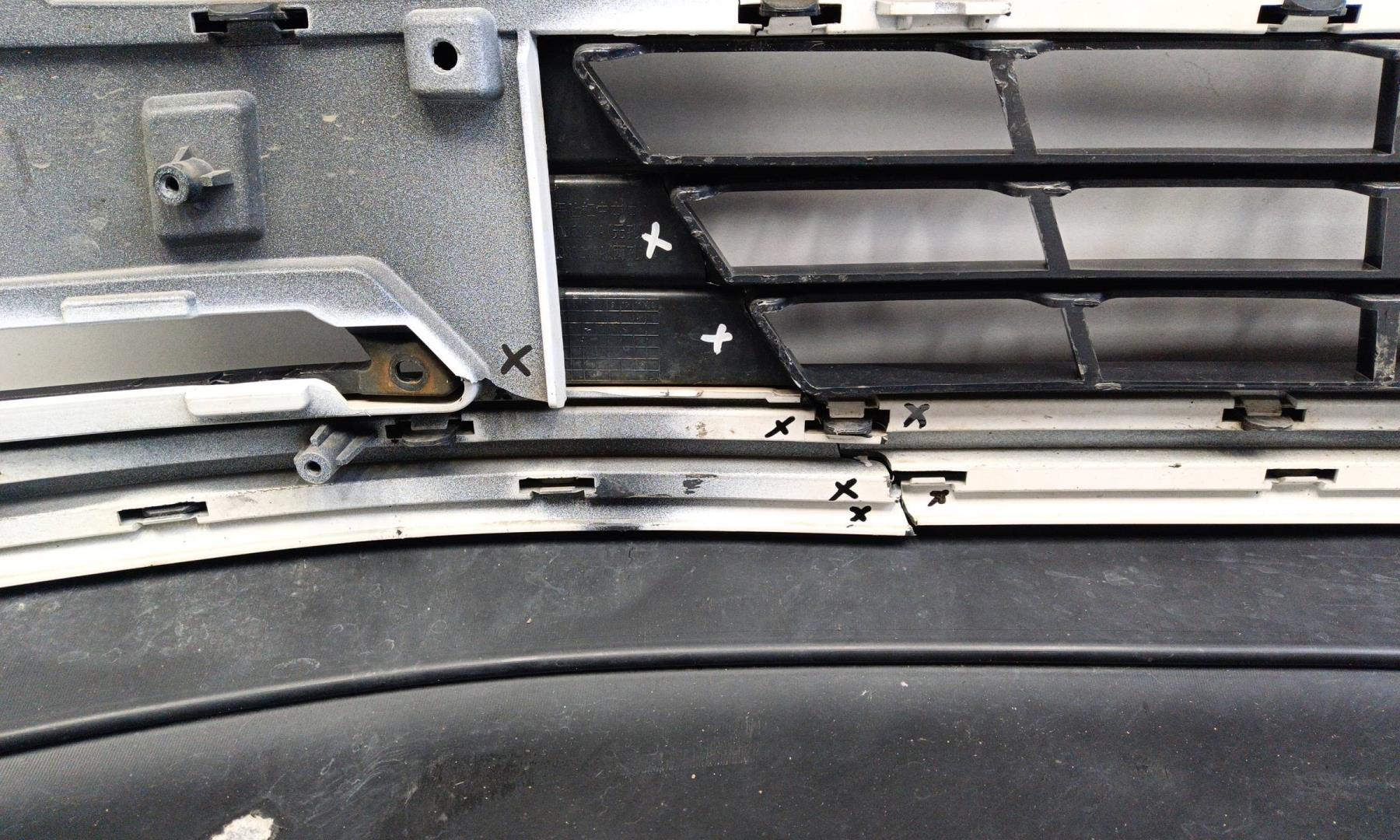 Бампер передний