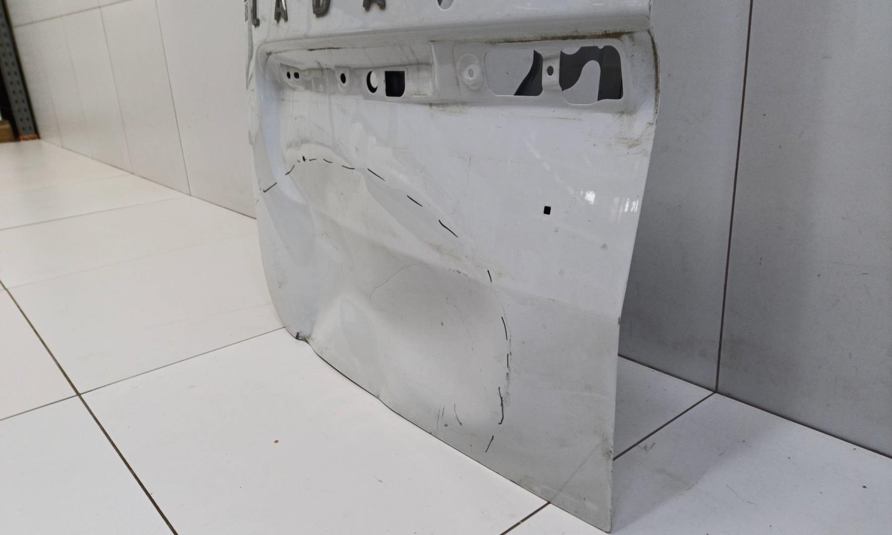 Дверь задняя левая