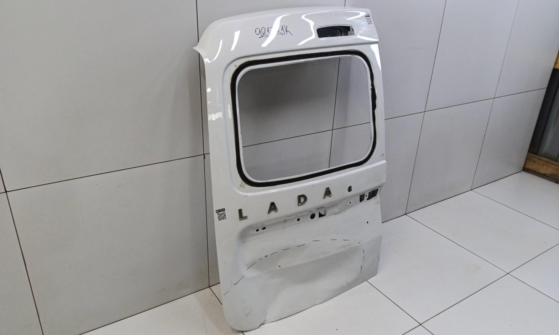 Дверь задняя левая