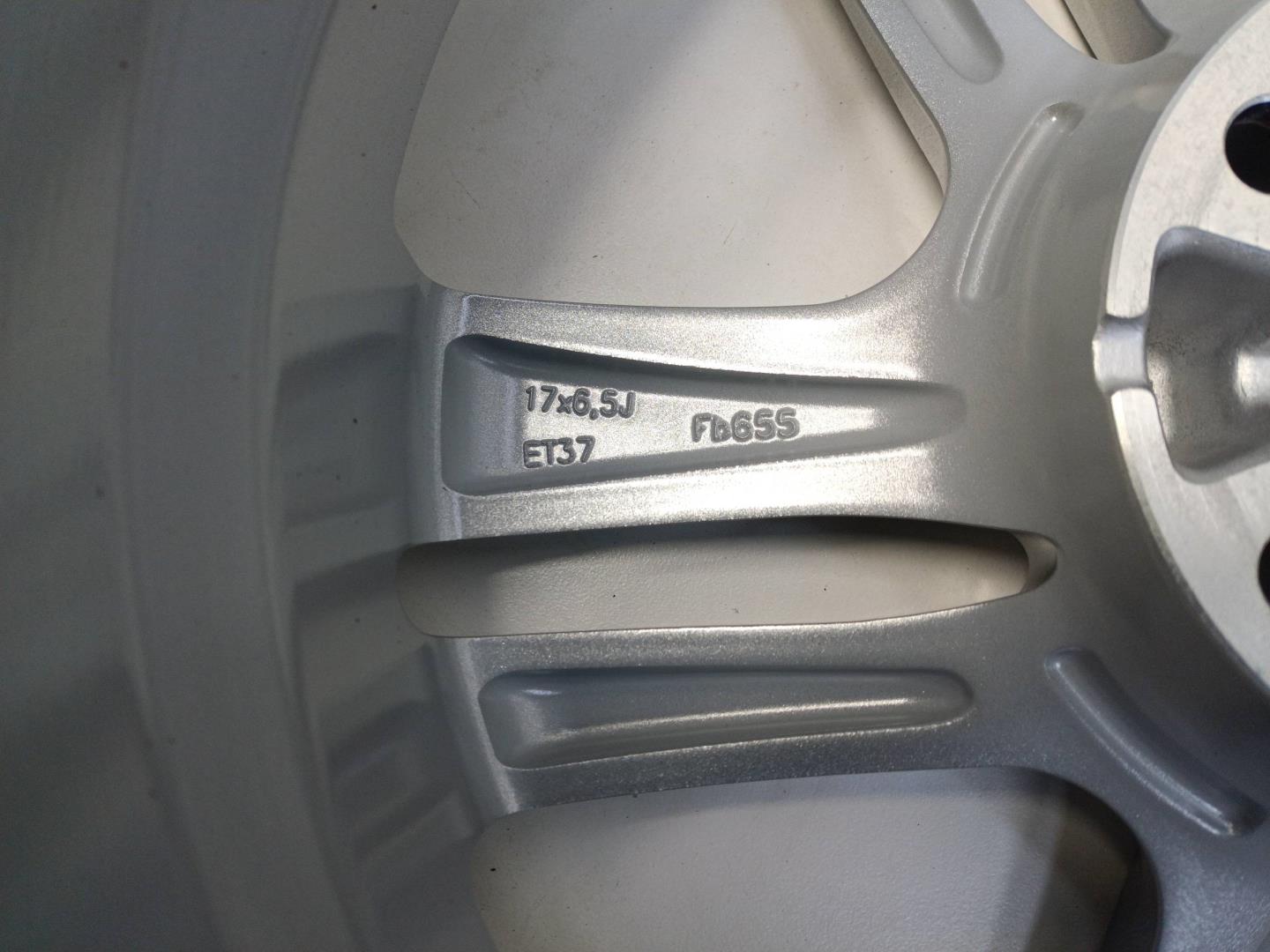 Диск колесный литой