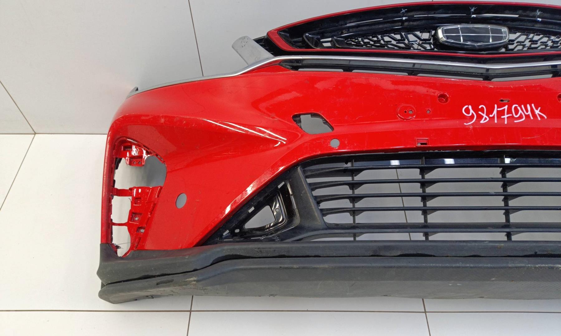 Бампер передний