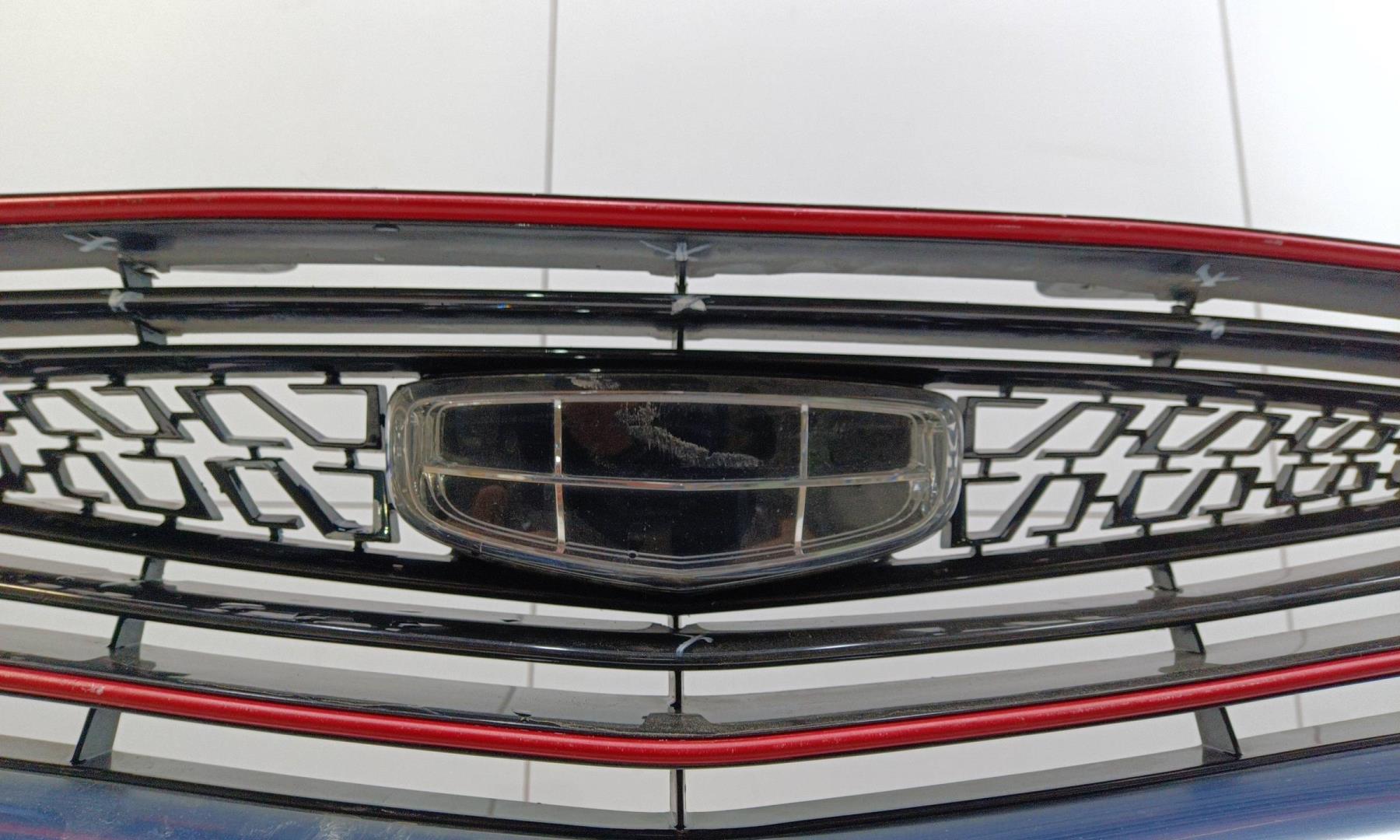 Бампер передний