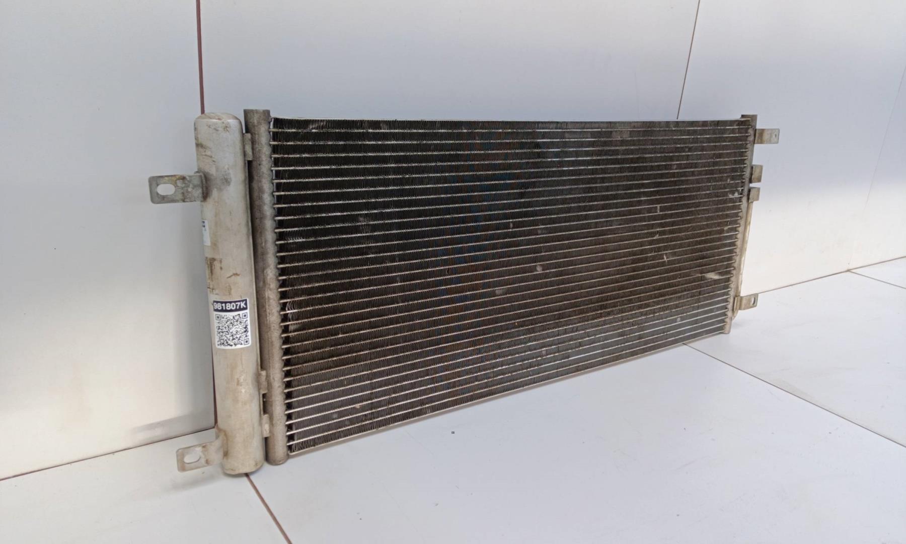 Радиатор кондиционера / конденсер