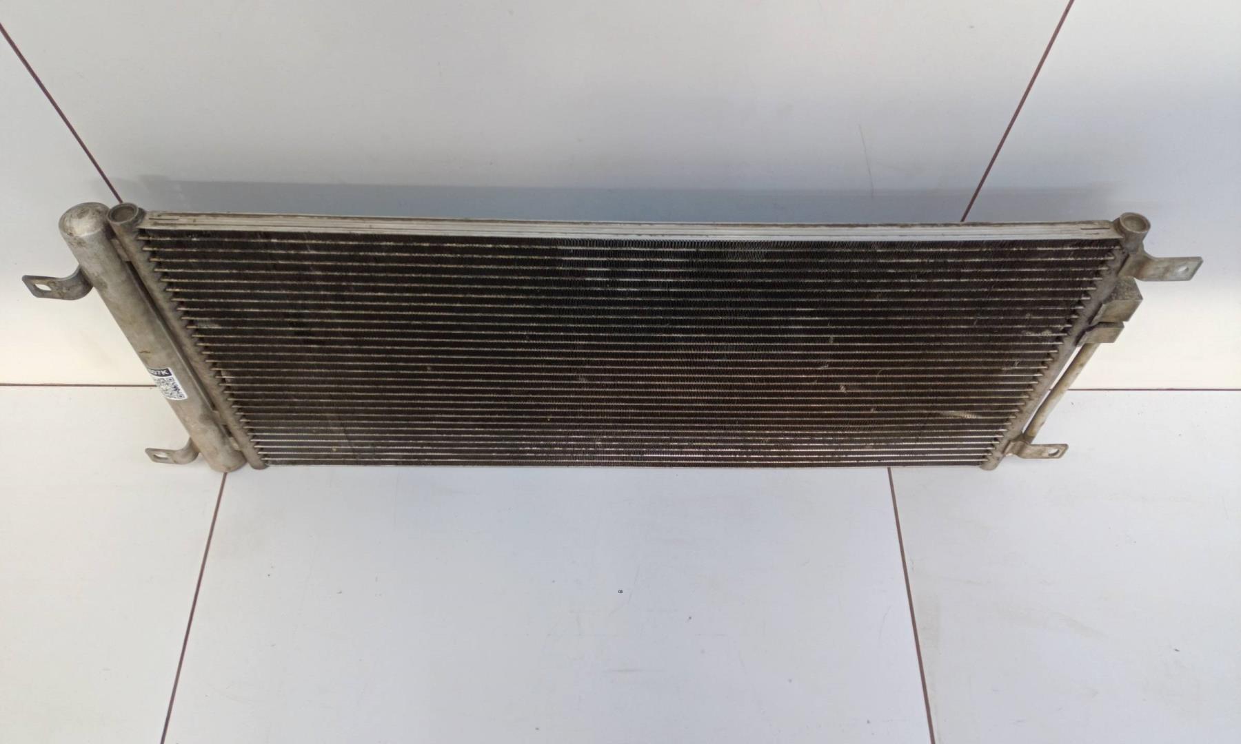 Радиатор кондиционера / конденсер