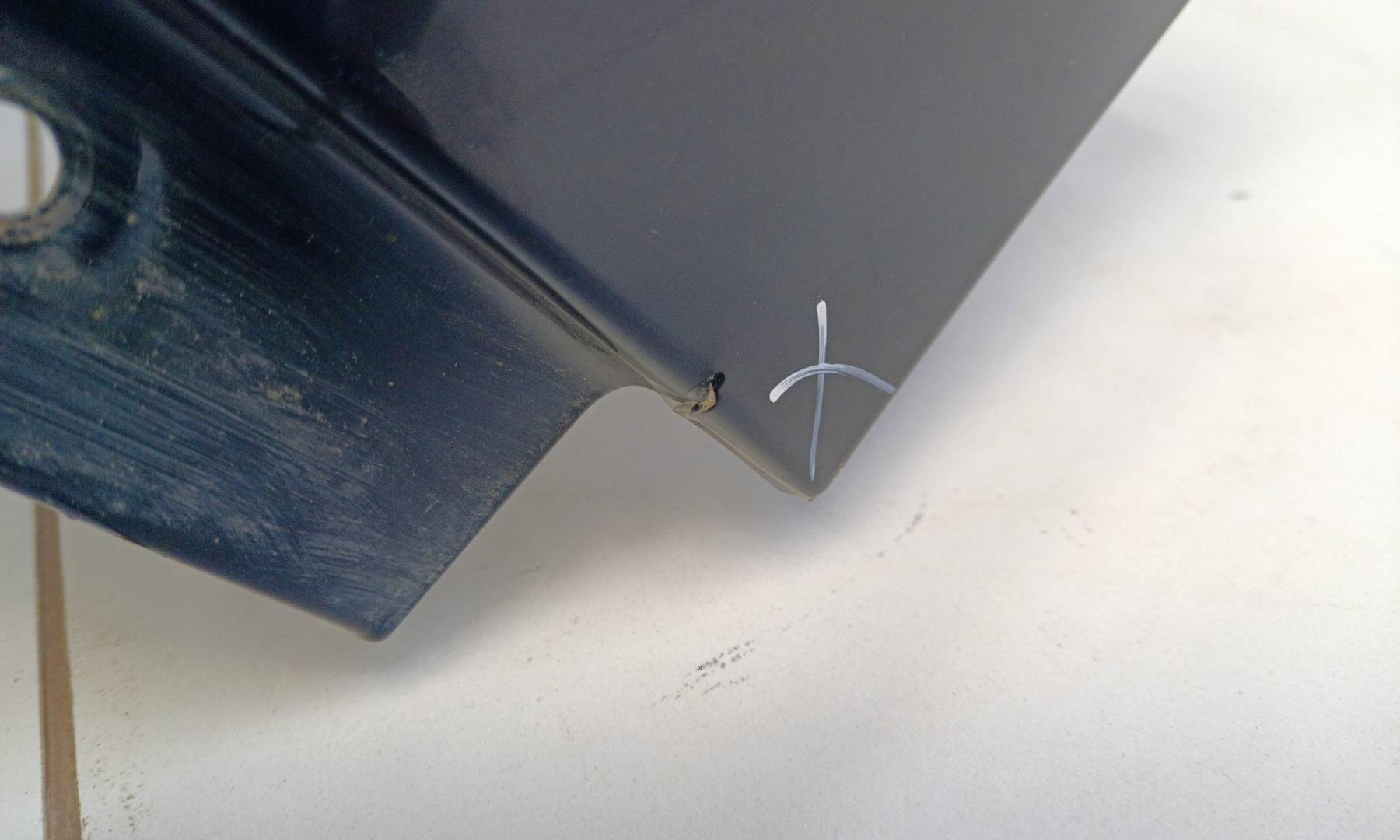 Крыло переднее левое