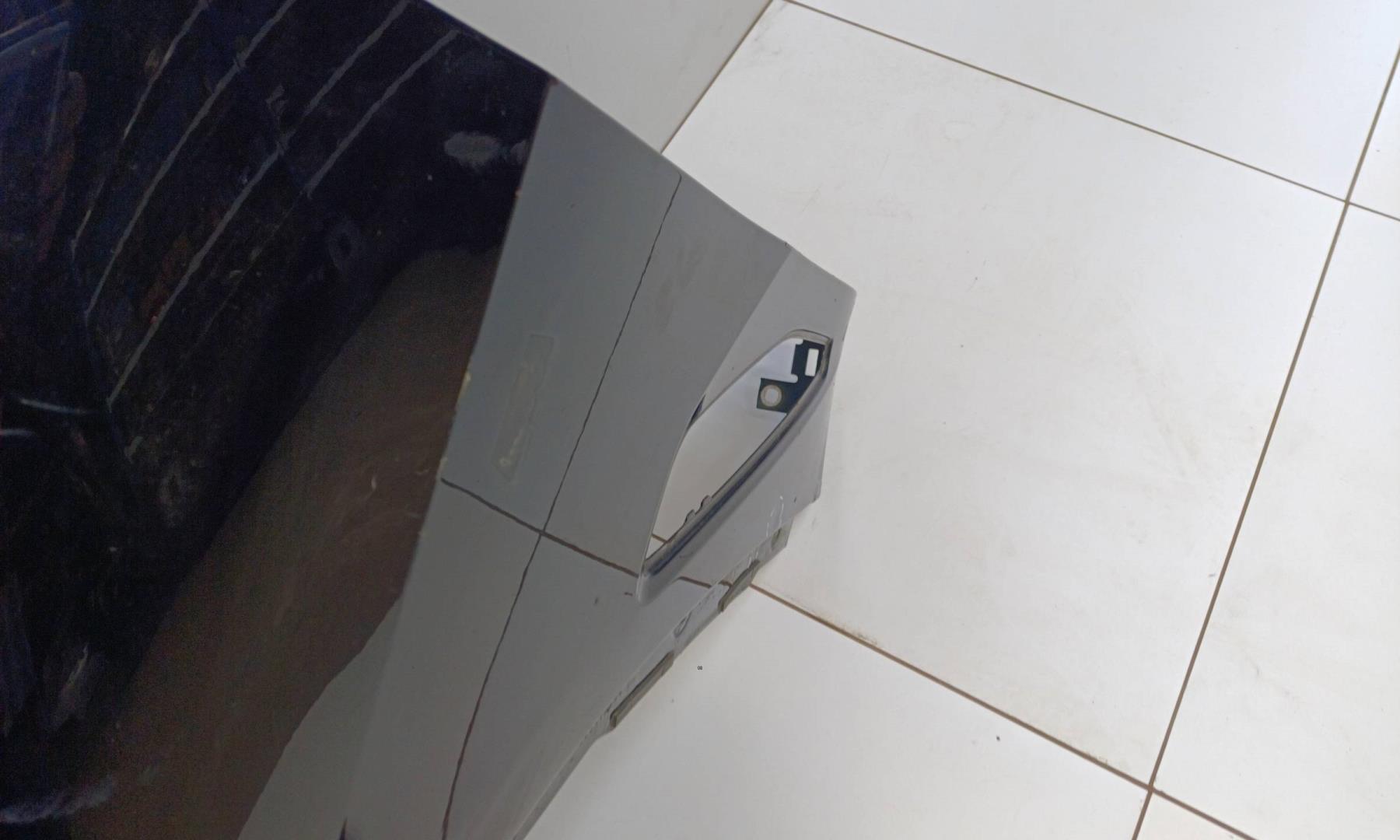 Крыло переднее левое