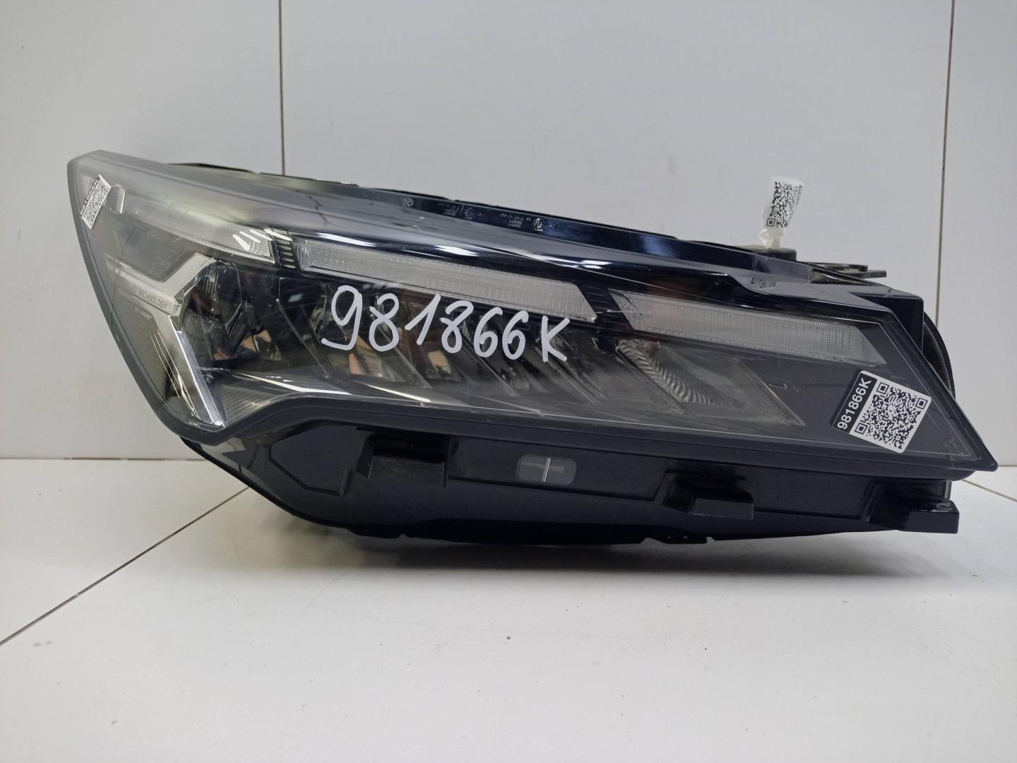 Фара правая