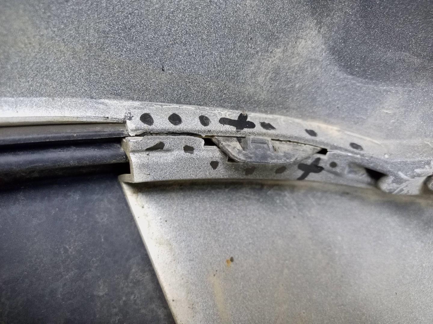 Бампер передний