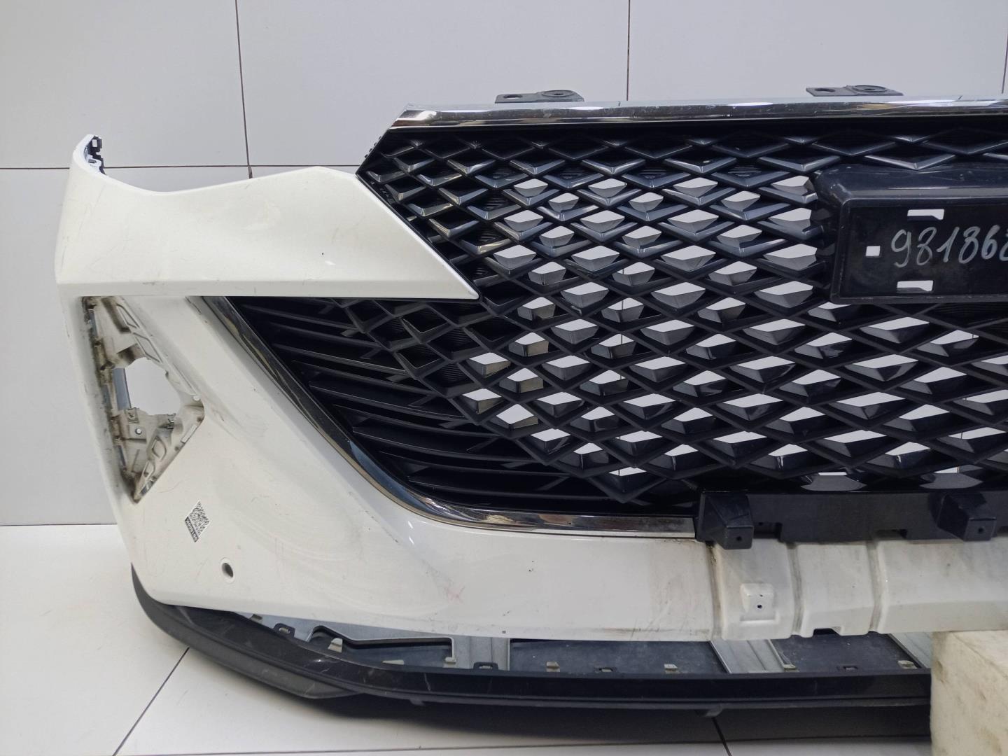 Бампер передний