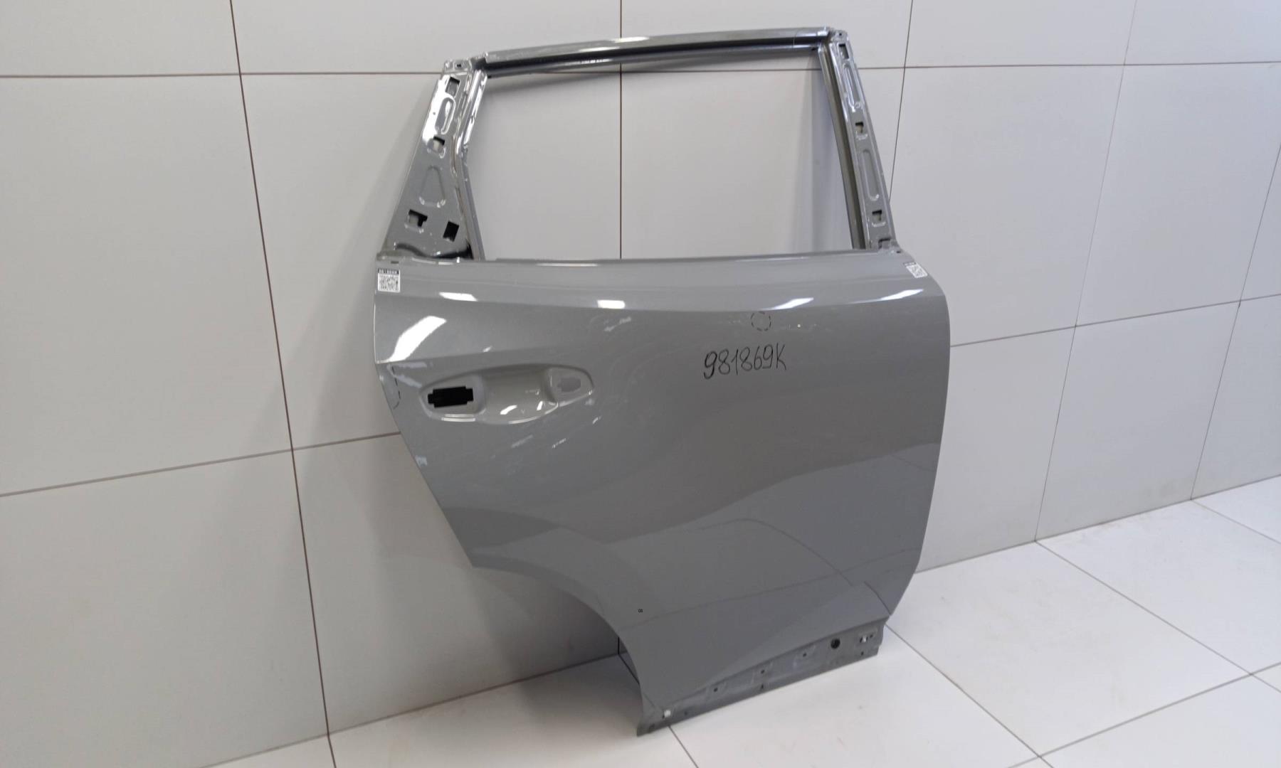 Дверь задняя правая