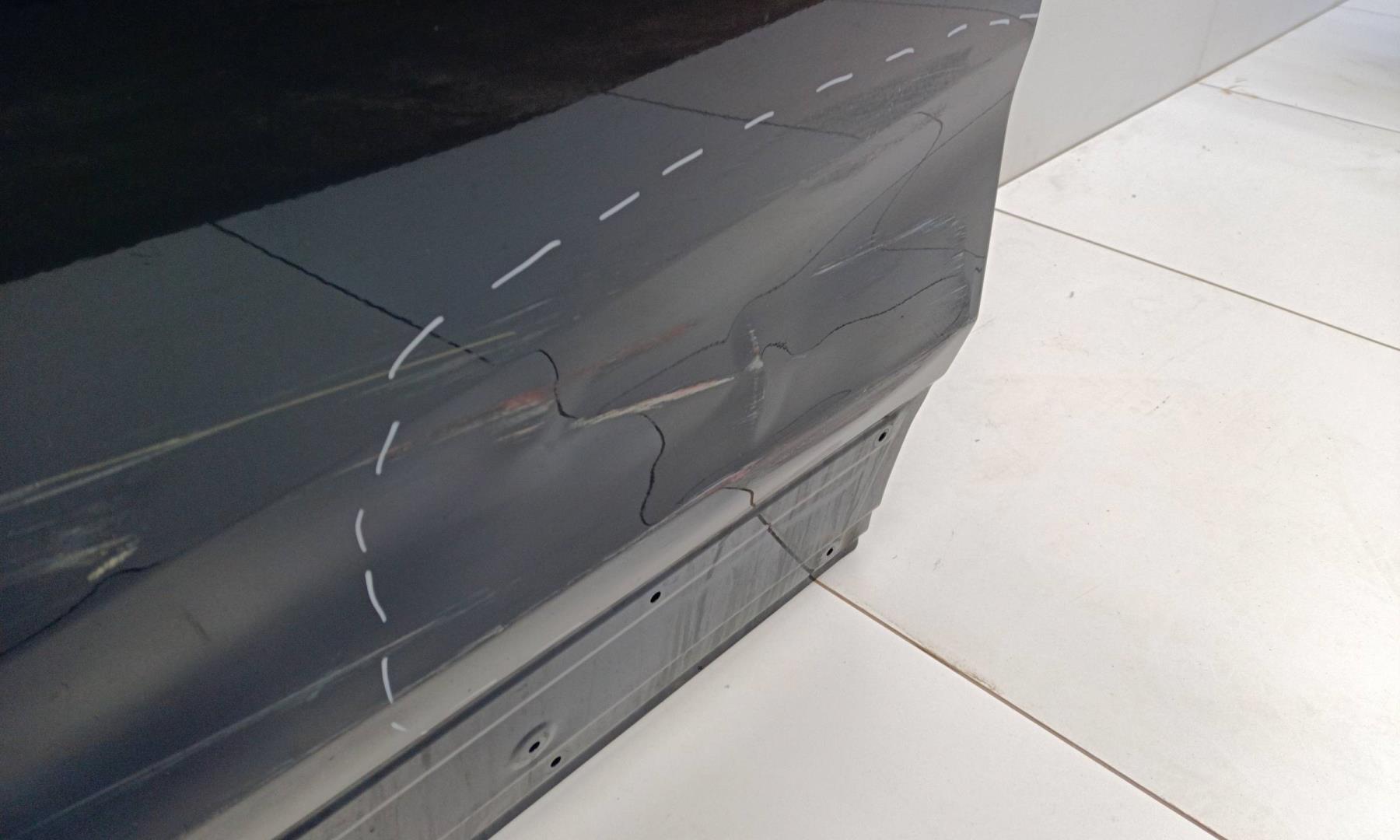 Дверь передняя левая