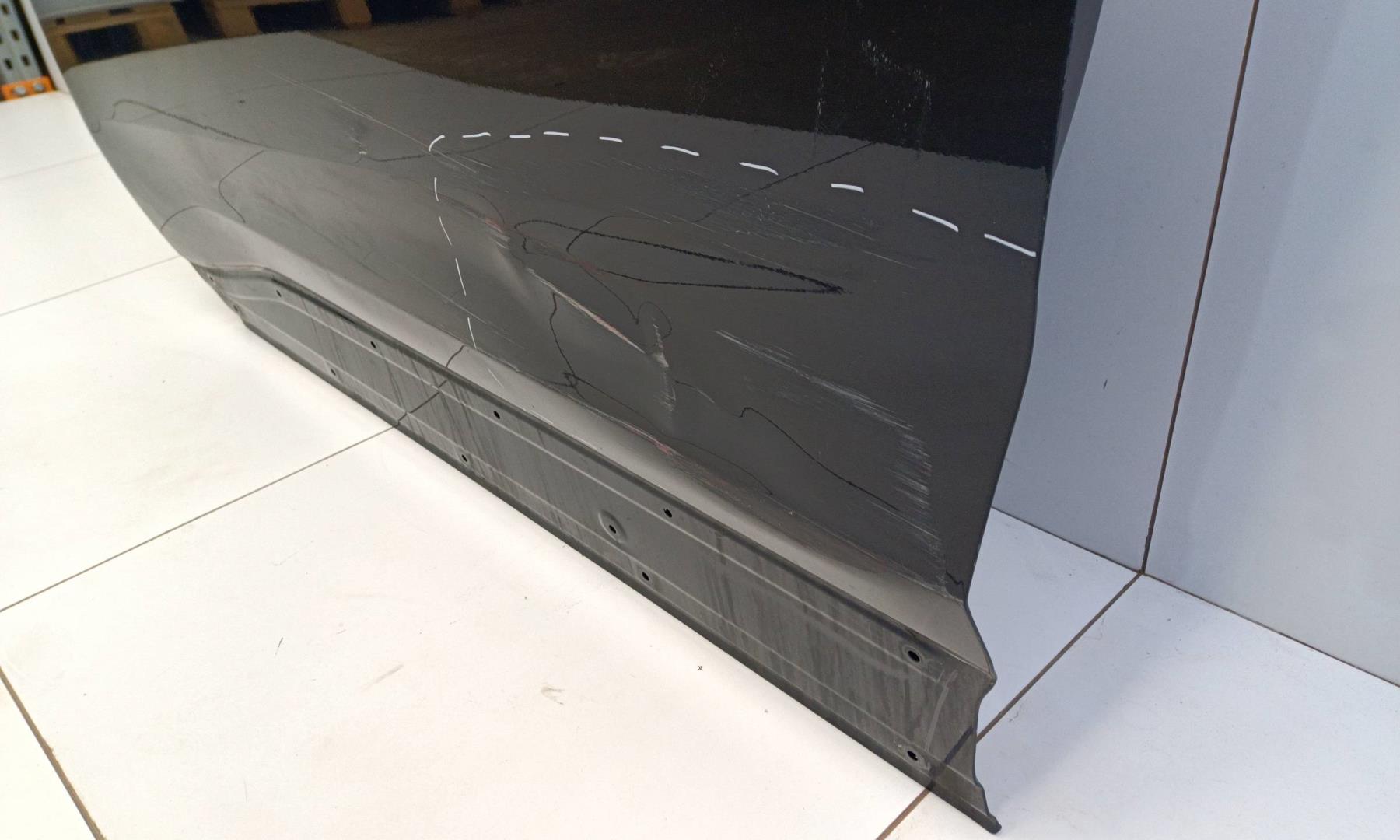 Дверь передняя левая