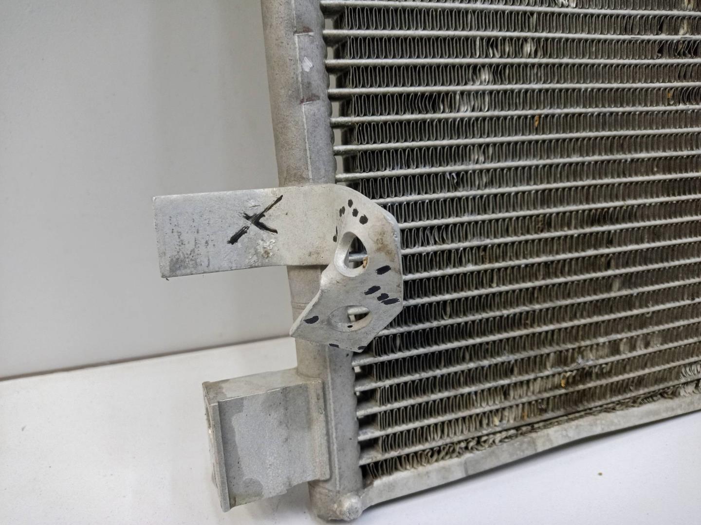 Радиатор кондиционера / конденсер