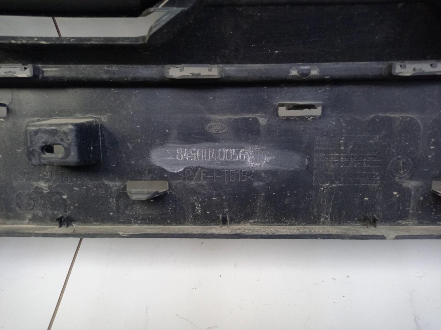 Бампер передний