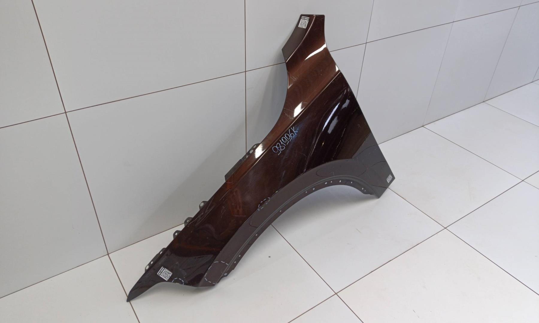 Крыло переднее левое