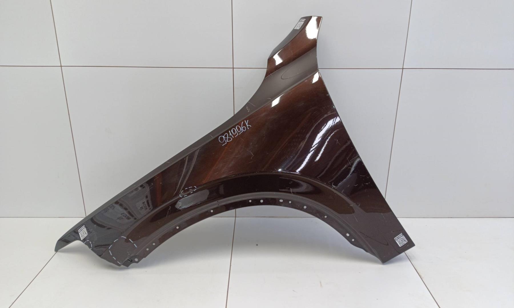 Крыло переднее левое