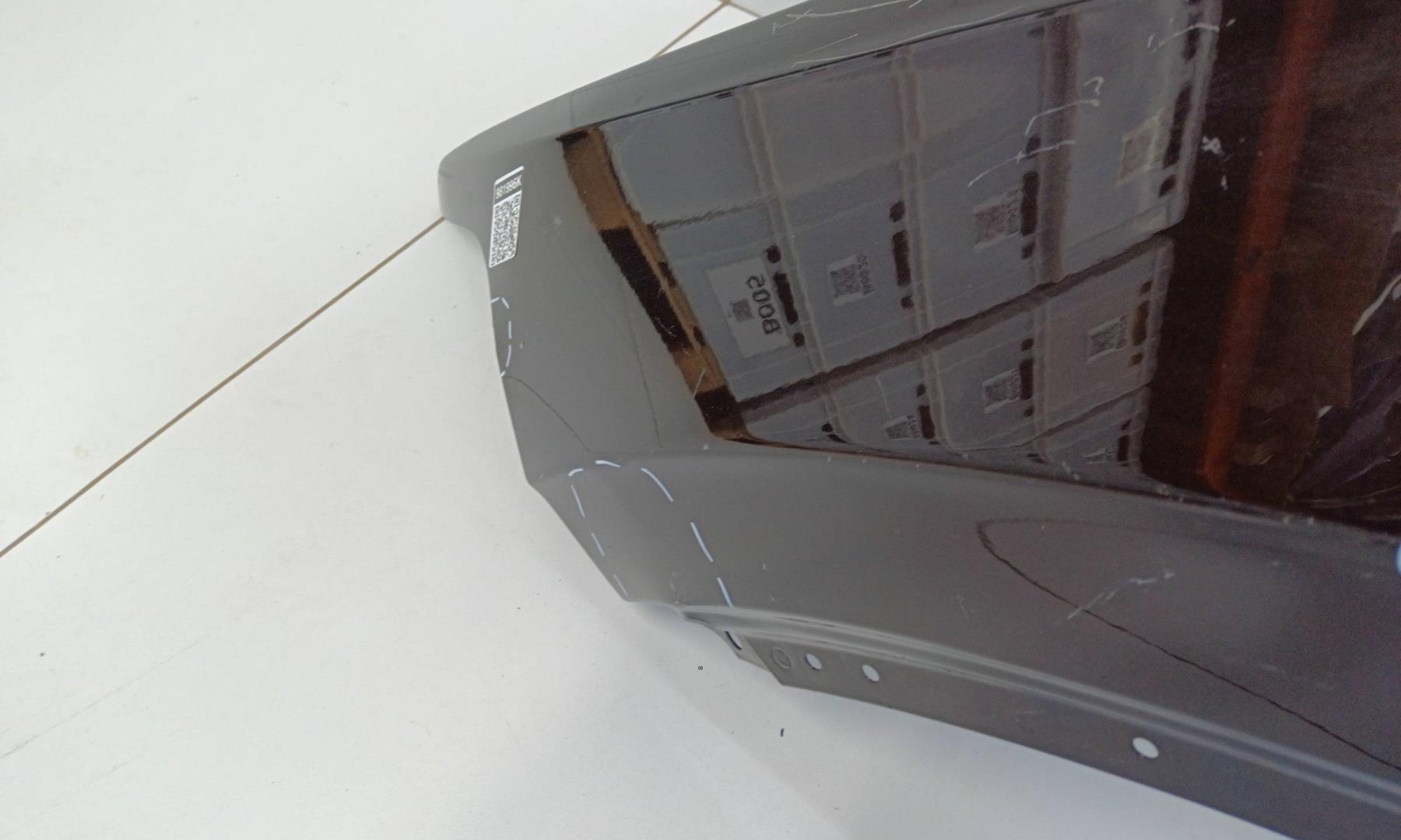 Крыло переднее левое