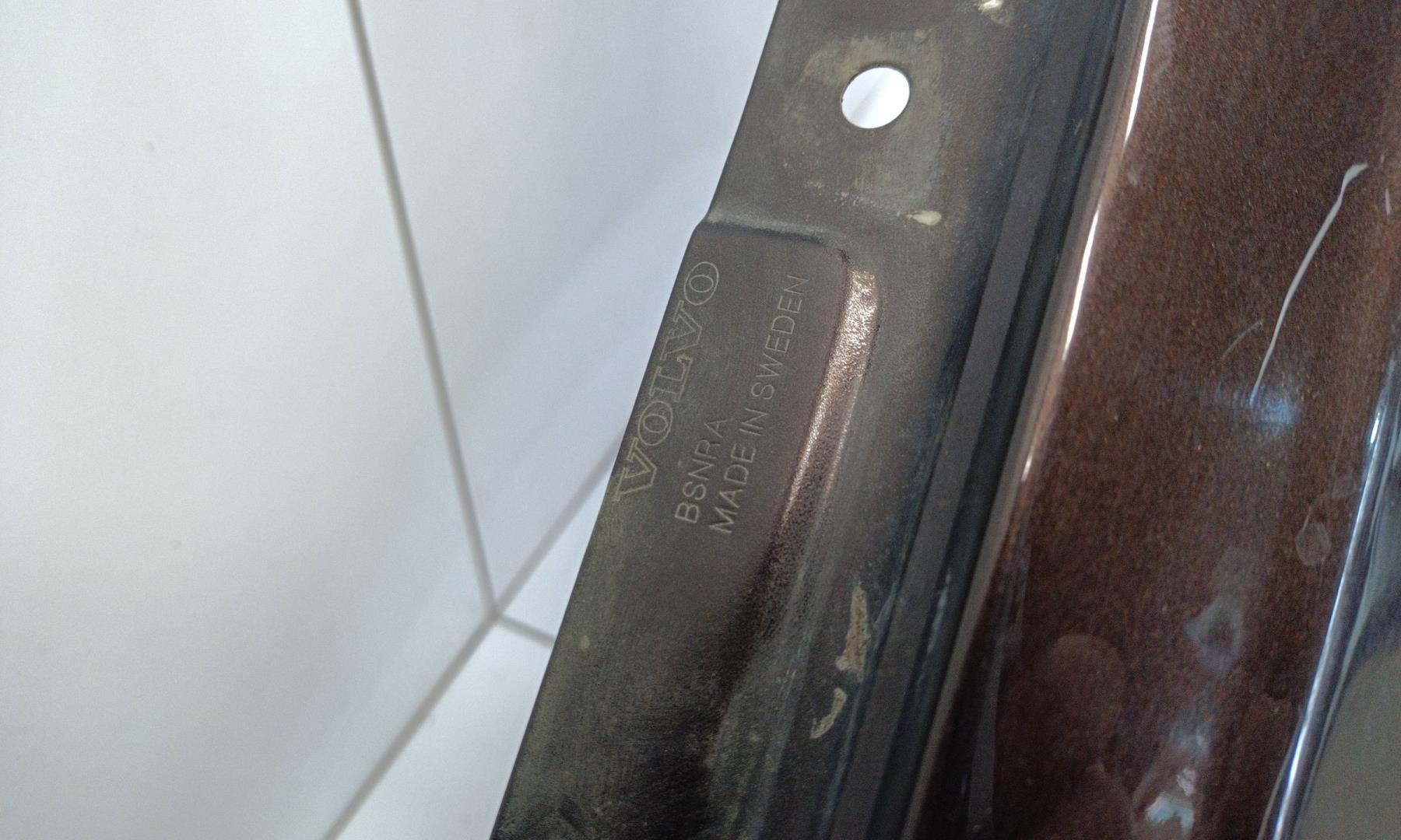 Крыло переднее левое