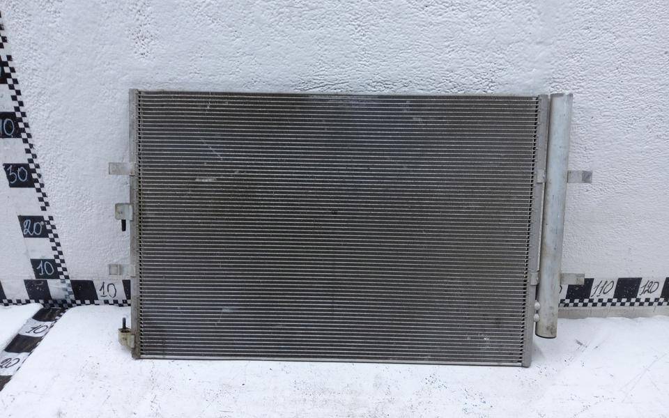 Радиатор кондиционера / конденсер