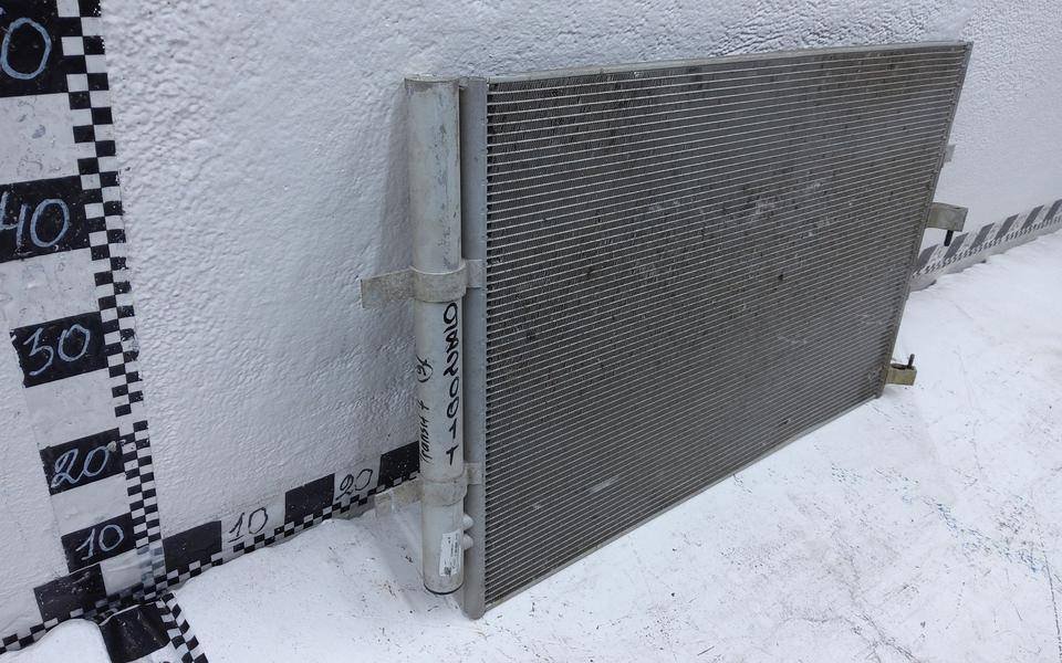 Радиатор кондиционера / конденсер