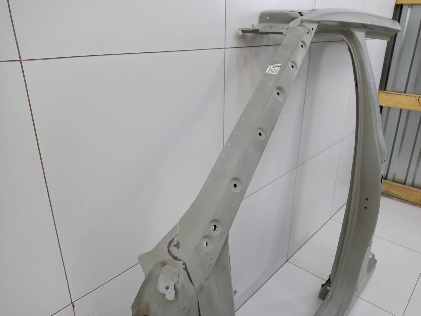 Кузовной элемент