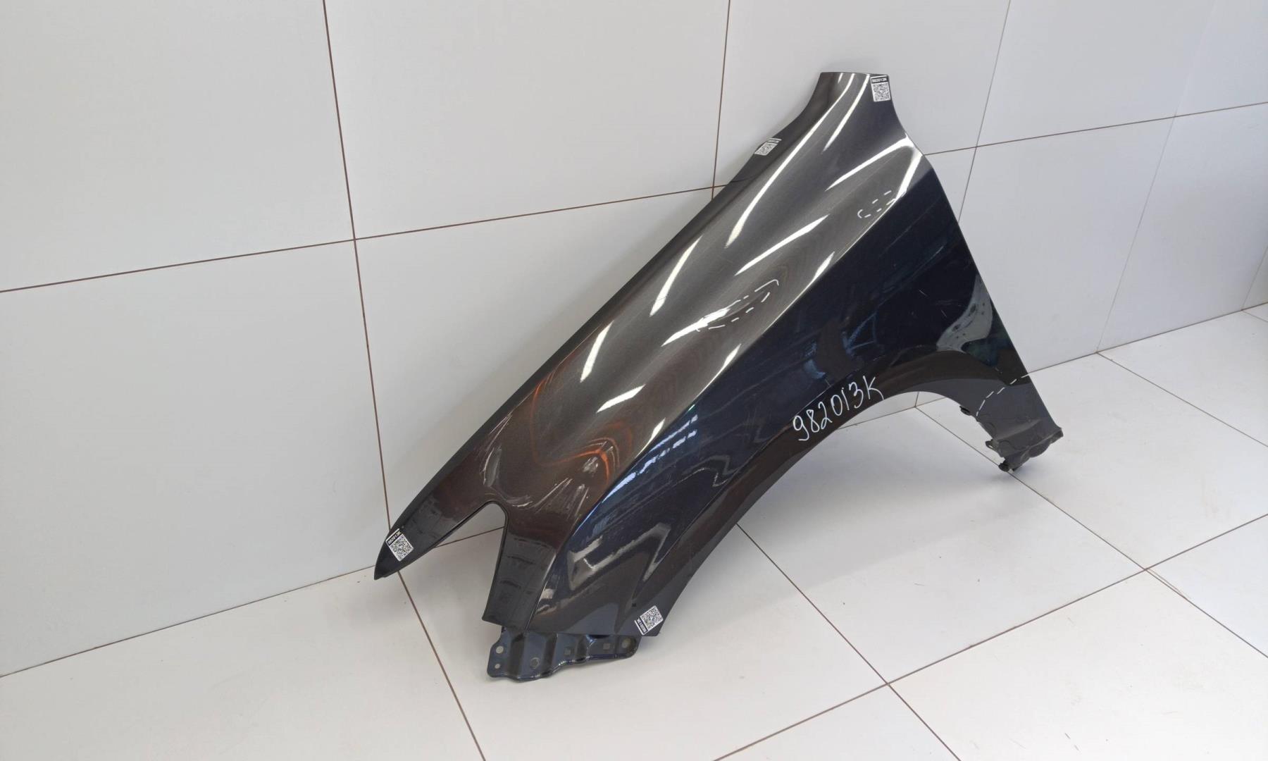 Крыло переднее левое