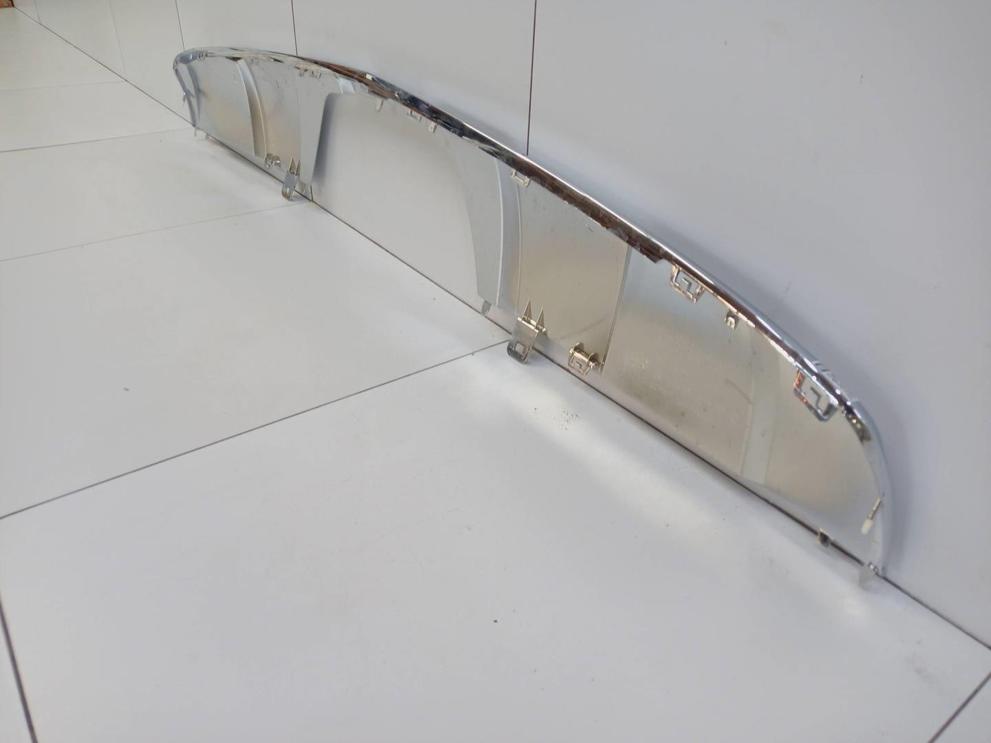 Накладка заднего бампера