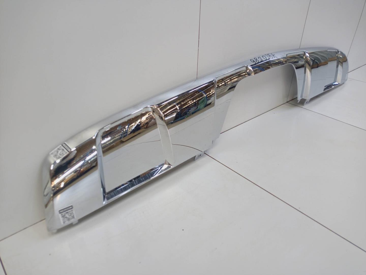 Накладка заднего бампера