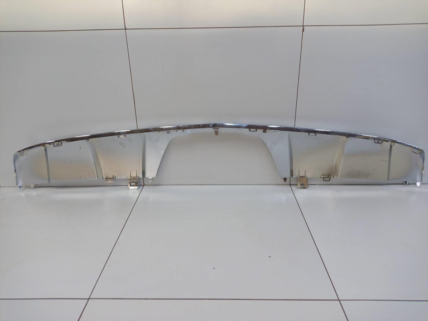 Накладка заднего бампера