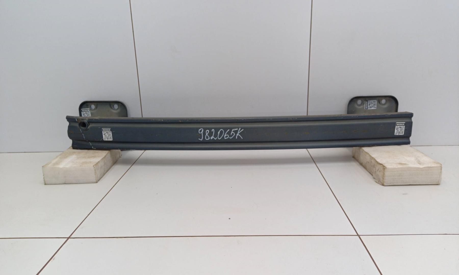 Усилитель заднего бампера