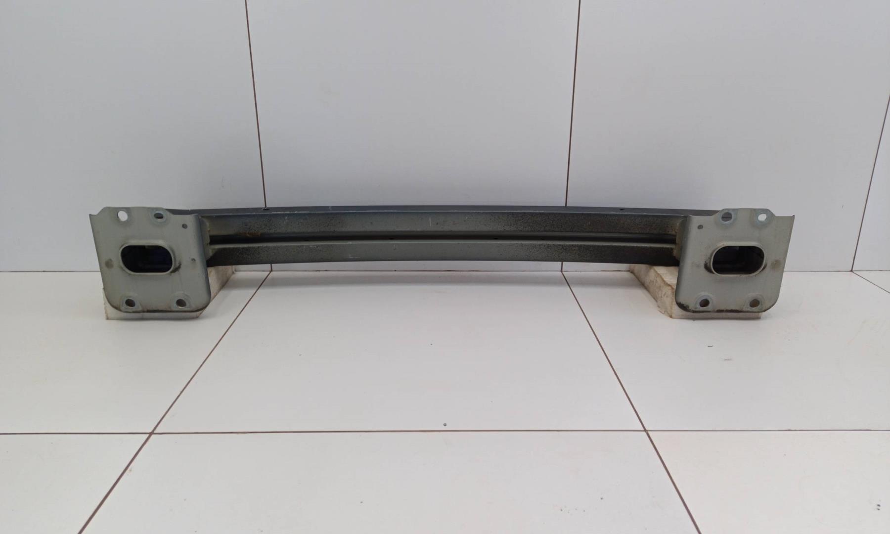 Усилитель заднего бампера