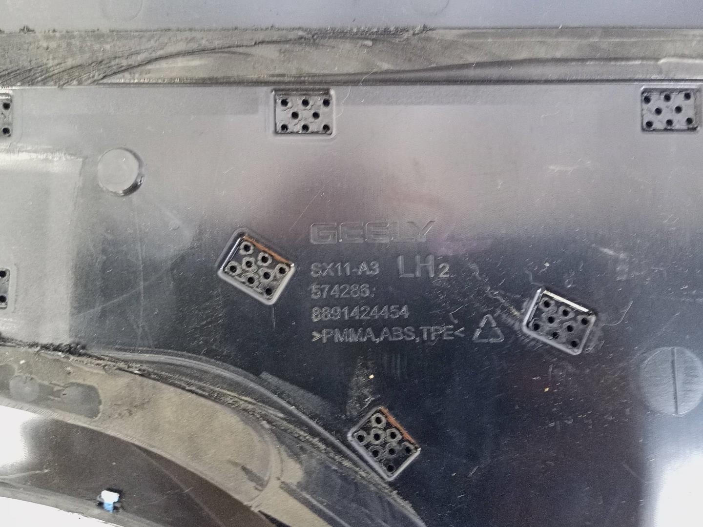 Стекло кузовное глухое левое